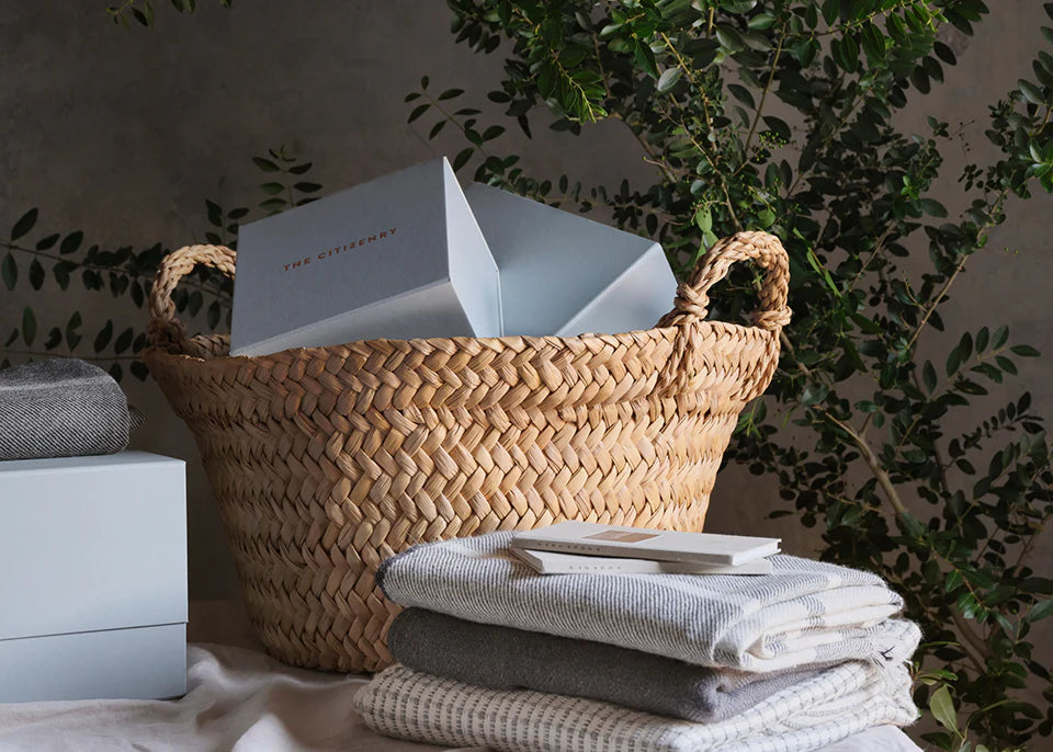 GIFT SUSTAINABLY // ECO-CONSCIOUS GIFT WRAP image