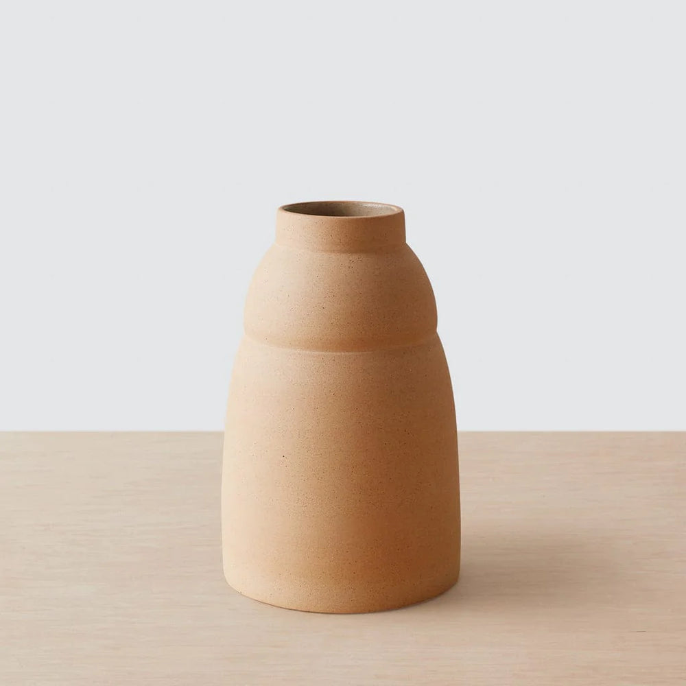 Arcos Vase