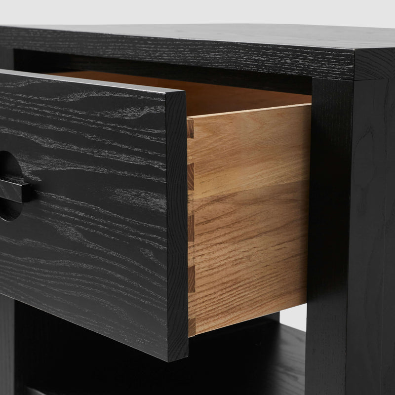 black-finished-ash