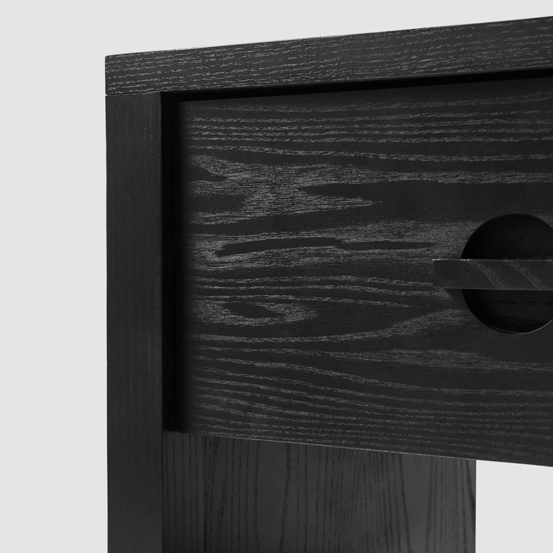 black-finished-ash