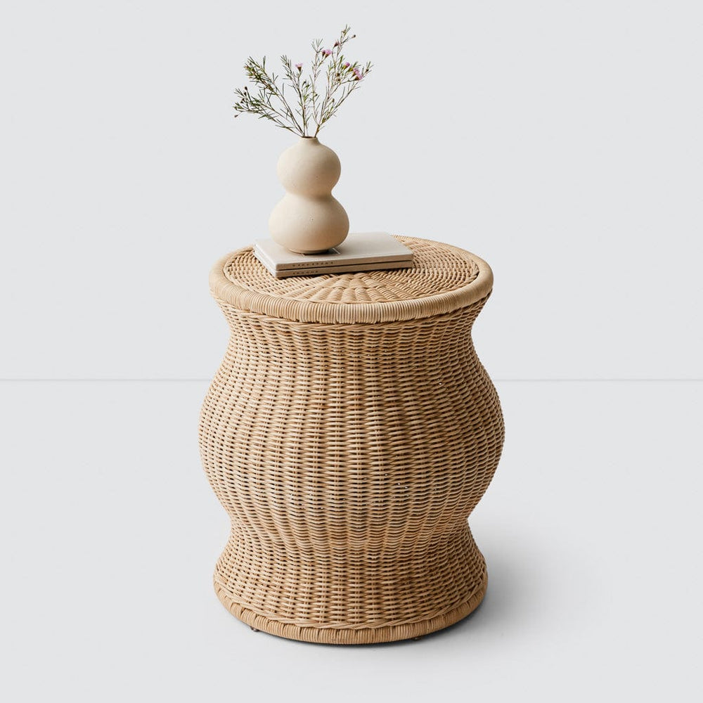 Dua Wicker Stool