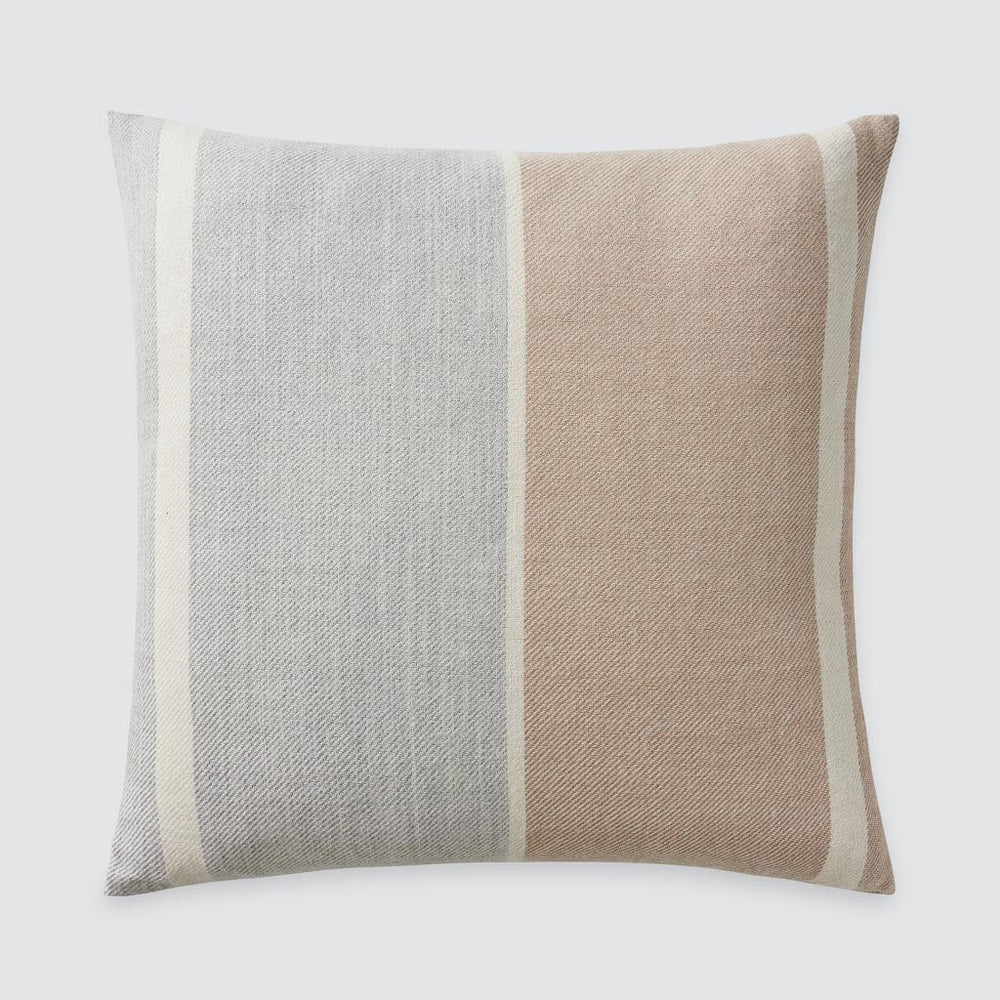 Helado Alpaca Pillow