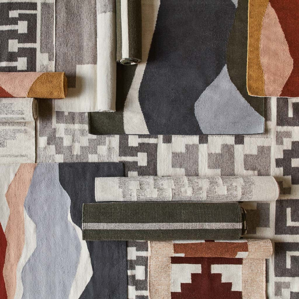 La Casica Handwoven Accent Rug