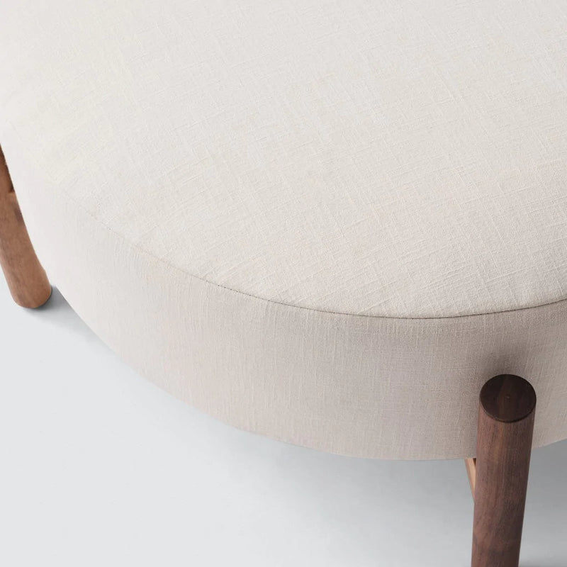 walnut-frame-with-linen-cushion