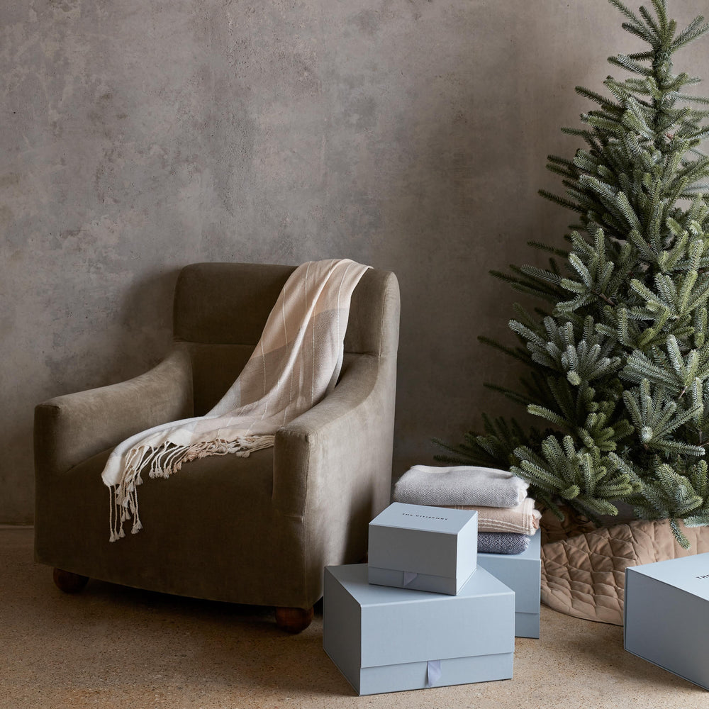 Vale Armchair