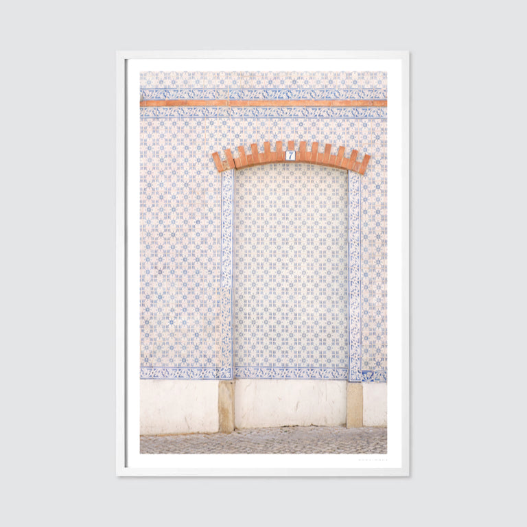 white-frame